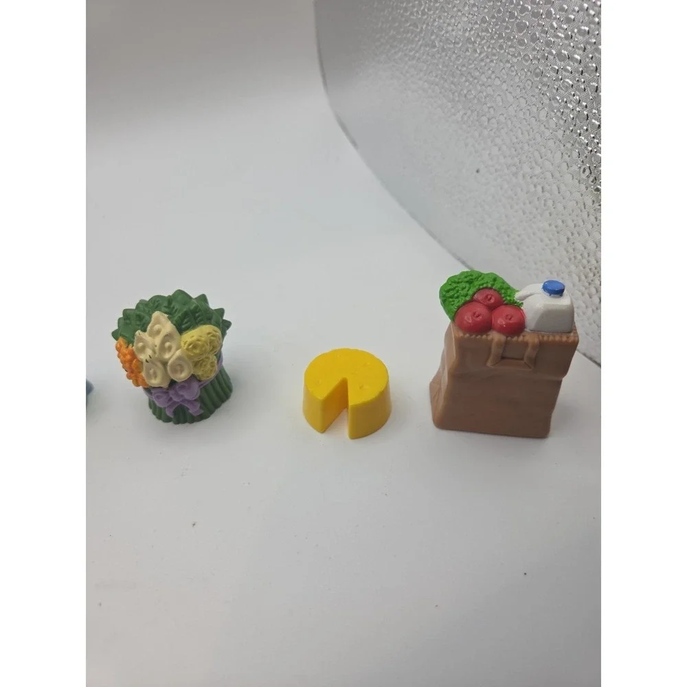 Fisher-Price Loving Family‎ dollhouse Misc Pieces
